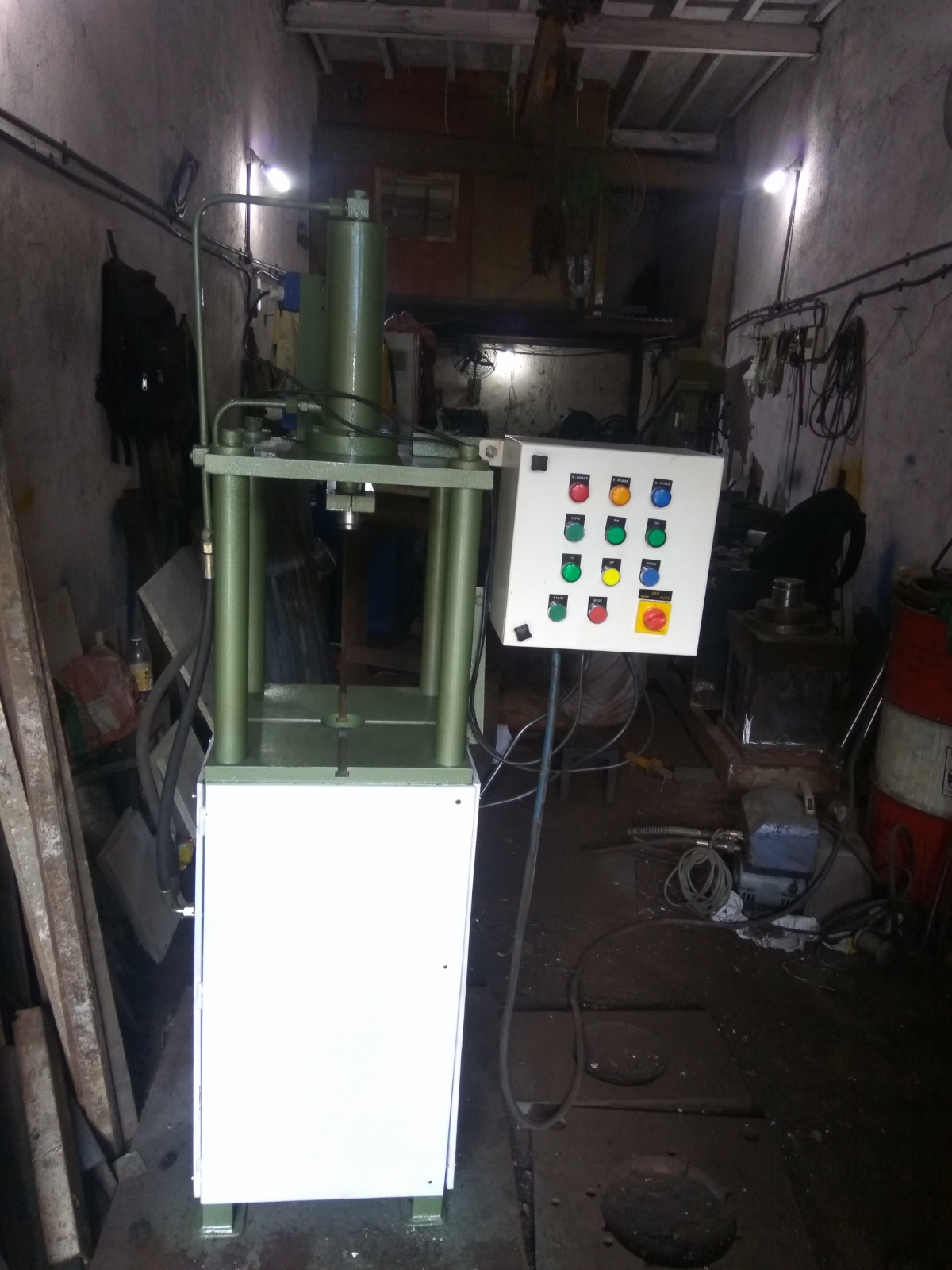 Rubber Moulding Press Machine Manufacturers